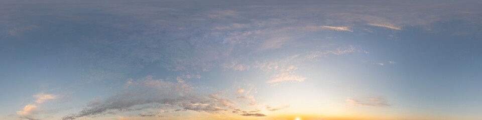 Fototapeta premium Dark blue sunset sky panorama with pink Cirrus clouds. Seamless hdr 360 panorama in spherical equirectangular format. Full zenith for 3D visualization, sky replacement for aerial drone panoramas.