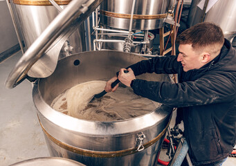 Brewery worker controlling process