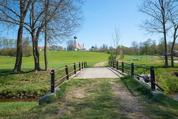 walkway from Schwindegg to Obertaufkirchen in spring, way across the bridge