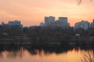 Fototapeta na wymiar Stunning sunset city views