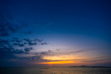Fototapeta na wymiar Pattaya Beach, Pratumnak Hill Between South Pattaya Beach and Jomtien Beach in the sunset, evening.