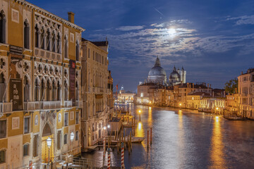 Obraz na płótnie Canvas Venice, Italy. European city of Venice, tourist destination famous for canals, gondolas and history. 