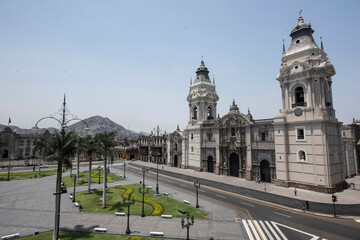 Fototapeta premium Catedral Basílica de Lima en Plaza Mayor, Lima, Perú, Sudamérica