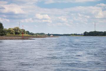 Rhein bei Zons
