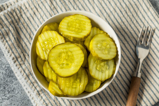 Homemade Preserved Dill PIckle Slices
