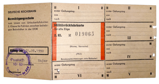 Eine alte Militärfahrkarte der Grenztruppen, der NVA der DDR.
