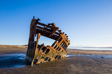 The wreck of the Peter Iredale, 100-year-old shipwreck abandoned in Clatsop Pit, Fort Stevens State...
