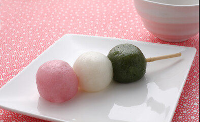 三色団子　春　