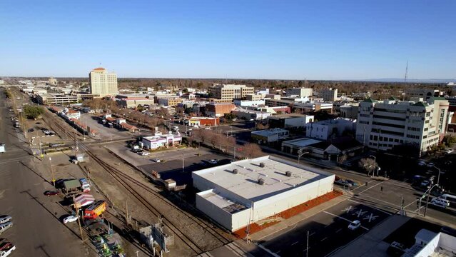 aerial pullout modesto california in 4k