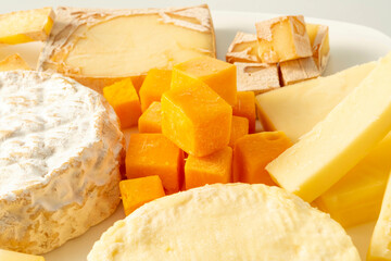 美味しいチーズの盛り合わせ