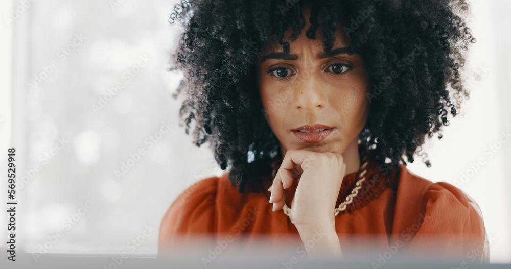 Aufkleber face, confused and business woman in office with glitch or 404 error on computer. thinking, pc and b