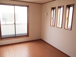 新築住宅の洋室