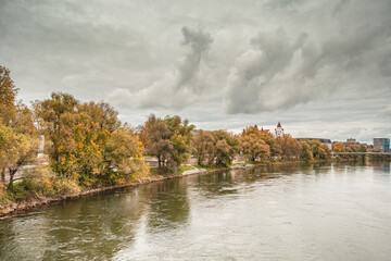 Fototapeta premium autumn view of the Danube, germany, ingolstadt