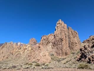 Die Roques de García in der Caldera de las Cañadas unterhalb des Vulkans Teide auf Teneriffa in...