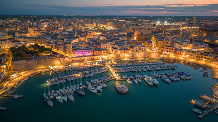 Veduta aerea del lungomare di Bisceglie in Puglia con drone. © Libero Monterisi