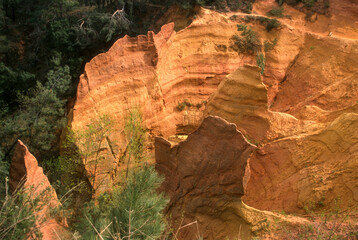 Les ocres de Roussillon, Parc naturel régional du Luberon, 84, Vaucluse; France