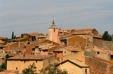 Fototapeta premium Village de Roussillon, Parc naturel régional du Luberon, 84, Vaucluse, France