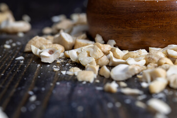 ready to eat and peeled cashew nuts