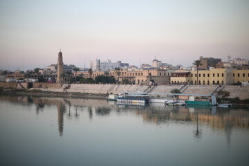 Fototapeta na wymiar panorama of a famous street in Baghdad called Almutanabi tacked from the bridge