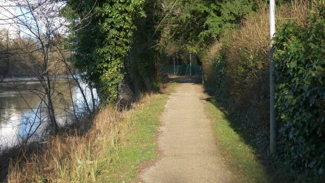 chemin long de seine