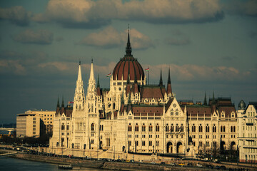 Obraz premium hungarian parliament