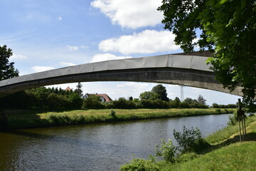 Fototapeta na wymiar Weserbrücke in Dörverden