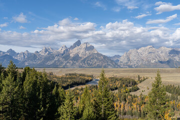 Grand Teton Mountains and the Snake River Overlook in beautiful autumn colors