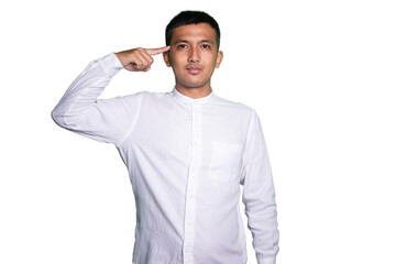 Asian man wearing a white shirt showing the expression of thinking.