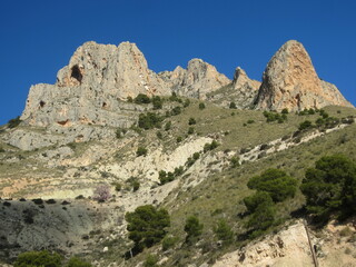 Fototapeta premium sandstone mountain peaks and valley