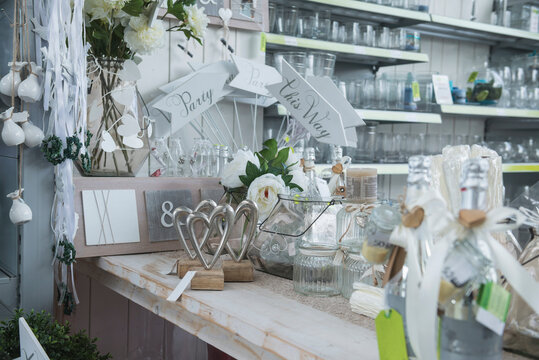 Showpieces and vases in garden centre for sale, Augsburg, Bavaria, Germany