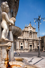 Fototapeta na wymiar Catania. Fontana verso la Basilica Cattedrale di Sant'Agata 