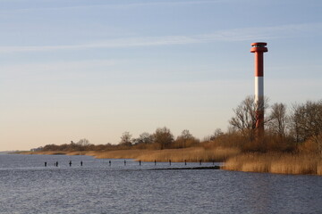 Leuchtturm an der Elbe