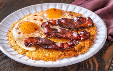 Hash brown with egg and bacon