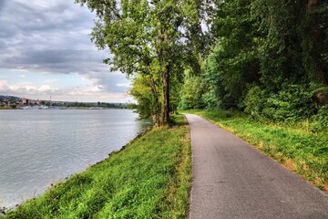 Fototapeta na wymiar Krems, Austria - Danube Cycle Path