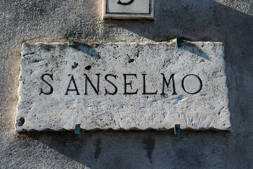 Ortsbezeichnung "S. Anselmo" in Rom, Italien