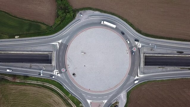 Traffico automobilistico nell'ora di punta