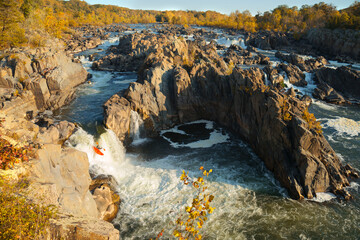 Kayaking Great Falls - obrazy, fototapety, plakaty