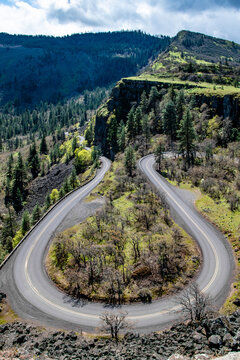 Horseshoe Highway Road in PNW Columbia River Gorge in Oregon & Washington