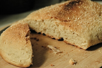 Brown-cut bread raw