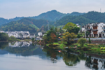 Fototapeta na wymiar Ancient villages, rivers and natural beauty in the mountains of Anhui Province, China