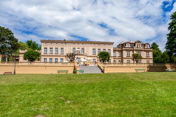 Fototapeta na wymiar Palace in Ostromecko, Kuyavian-Pomeranian Voivodeship, Poland