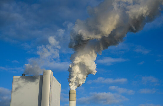 Smoke rising from coal fired power station