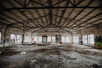 Lostplace - alte Lagerhalle