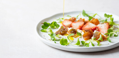 Cream cheese, dried persimmon and fresh strawberries	