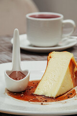 cheesecake on a plate