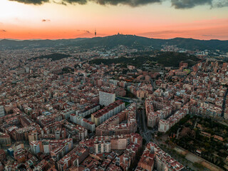 Obraz premium Barcelona street aerial view with beautiful patterns in Spain. Barcelona skyline aerial view with buildings in Spain.