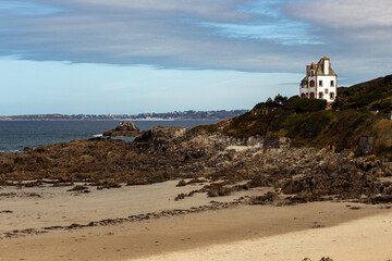 Plage de rochers de Loquirec, Brittany, France