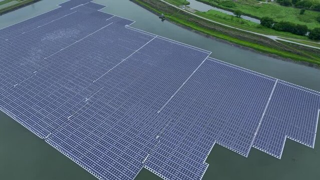 水上設置型太陽光発電システム