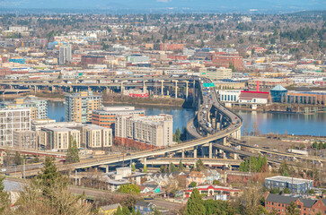 Obraz premium Traffic and roads in Portland Oregon state.