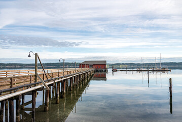 Obraz premium wharf in the sea